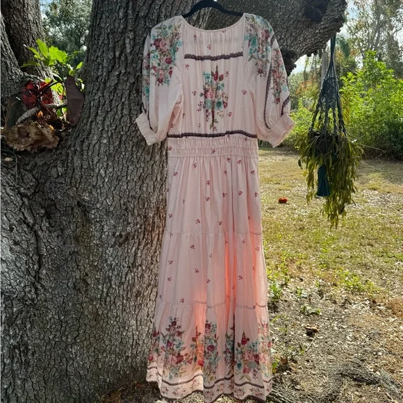 By Anthropologie-Pink Somerset puff sleeve maxi dress with floral print.Large - Picture 5 of 12